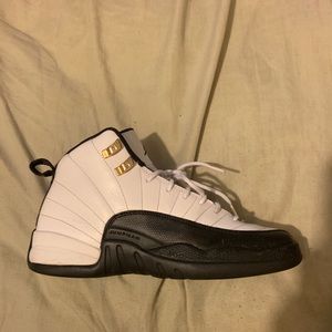 Jordan 12 taxi